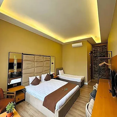 Hotel Berfinn Ortakoey